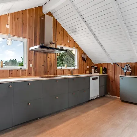 Lycka - 700m From The Sea By Interhome